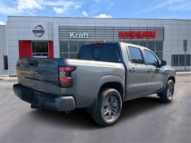 New 2025 Nissan Frontier SV w/ SV Convenience Package image 3