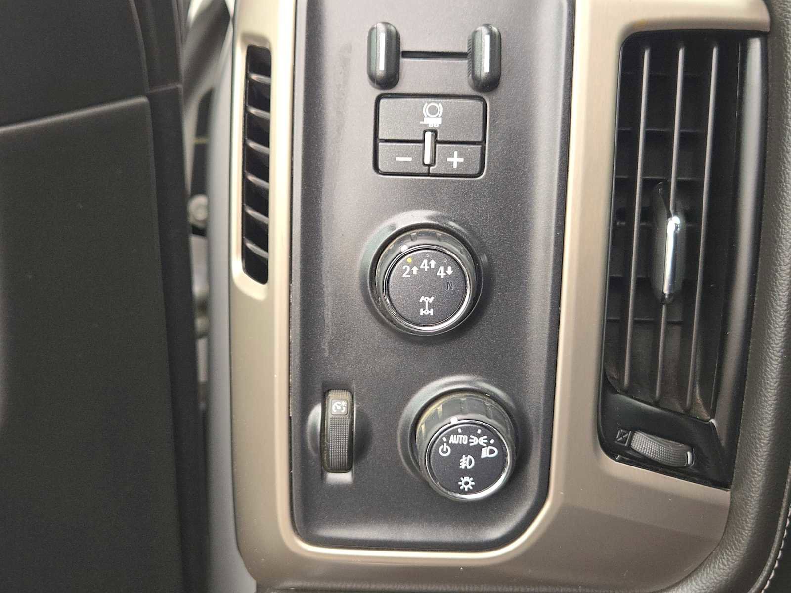 Used 2019 GMC Sierra 2500 Denali w/ Duramax Plus Package image 22