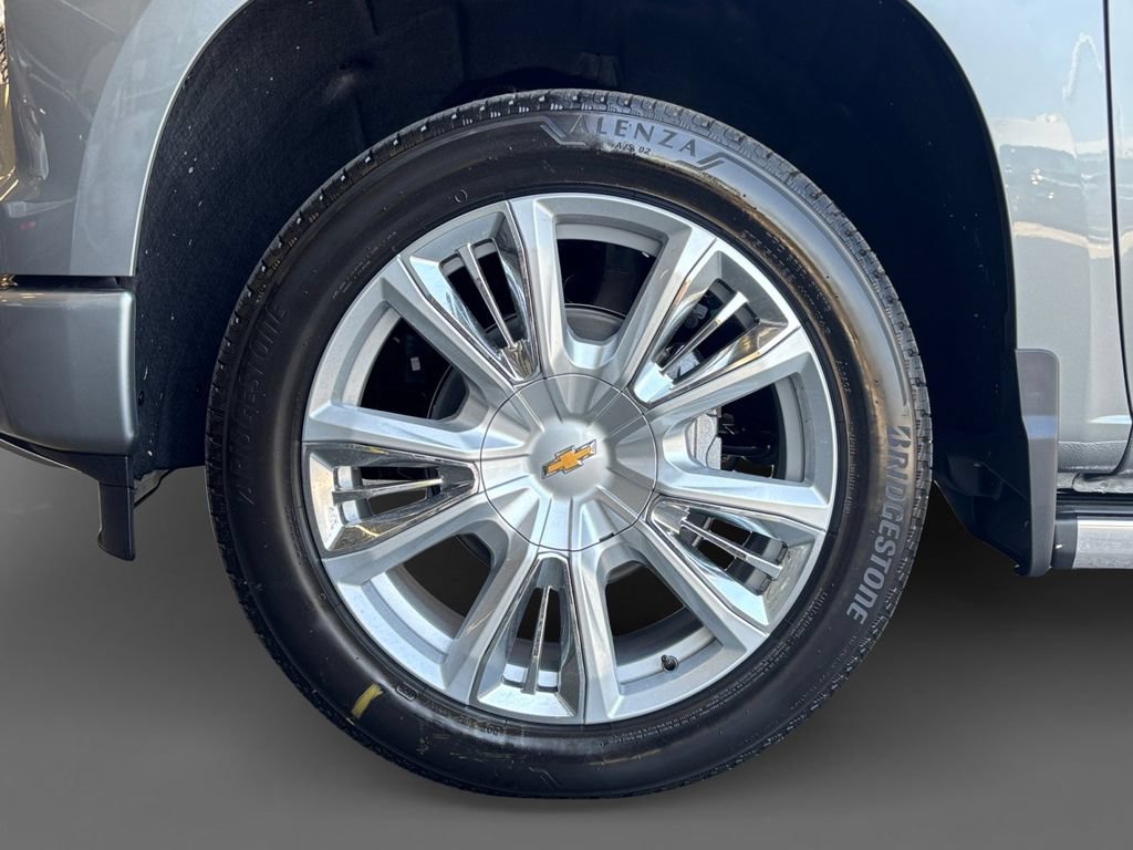 New 2026 Chevrolet Silverado 1500 High Country AWD/4WD image 15