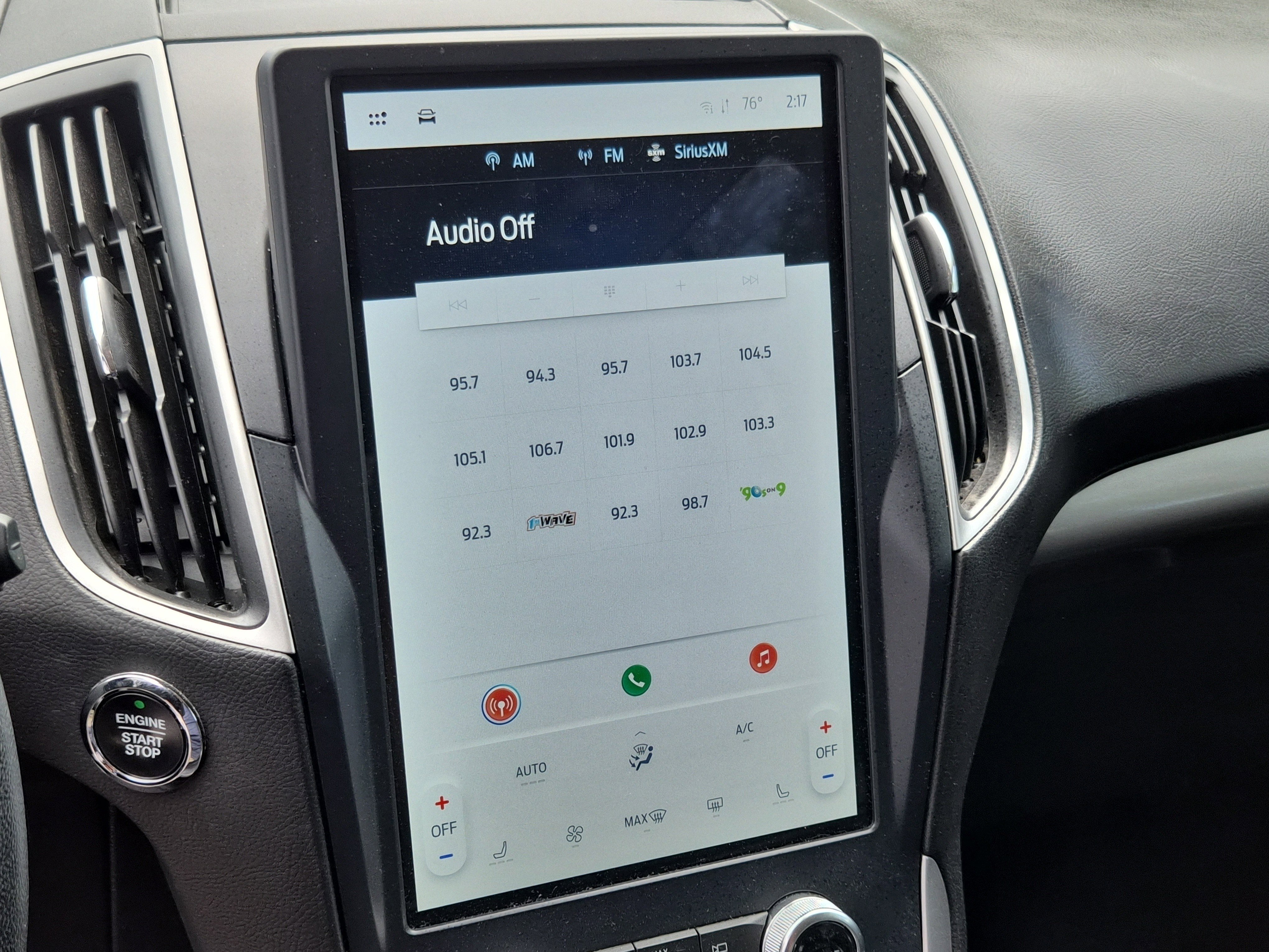 Used 2023 Ford Edge SEL image 28