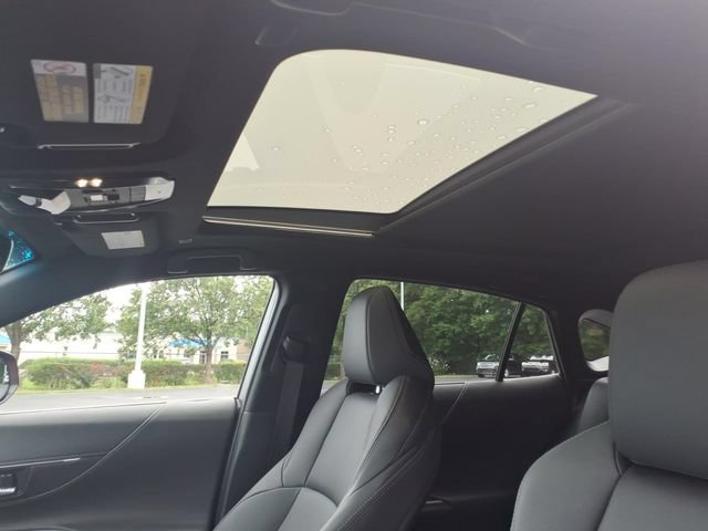 Used 2023 Toyota Venza Nightshade AWD/4WD image 15