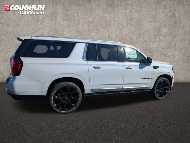New 2026 GMC Yukon XL Denali w/ Denali Reserve Package AWD/4WD image 9