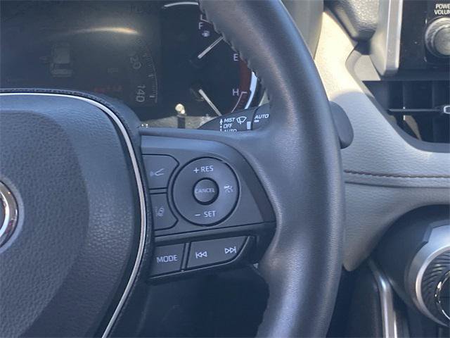 Certified 2021 Toyota RAV4 Limited FWD image 30