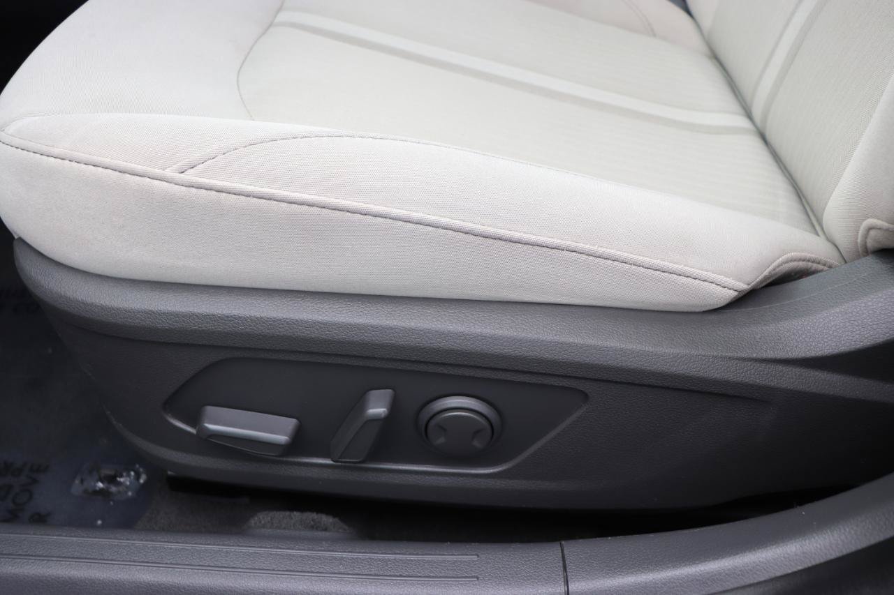 Used 2025 Hyundai Sonata SEL FWD image 45