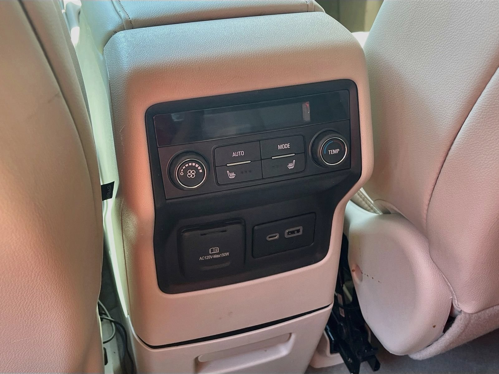 Used 2023 GMC Acadia Denali w/ Trailering Package FWD image 26