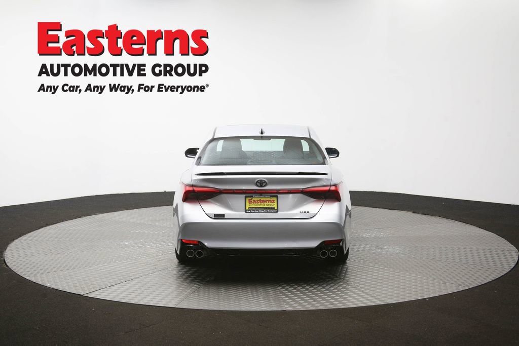 Used 2021 Toyota Avalon XSE FWD image 40
