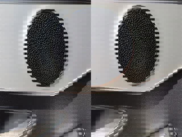 Used 2018 Mercedes-Benz C 300 Sedan image 32