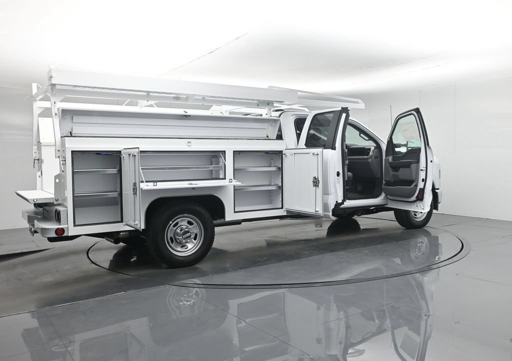 New 2026 Ford F350 XL w/ XL Chrome Package RWD image 4