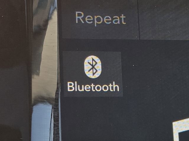 Used 2021 Jeep Cherokee Limited image 4