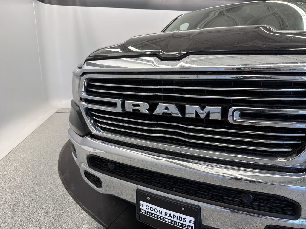 Used 2019 RAM 1500 Laramie AWD/4WD image 13