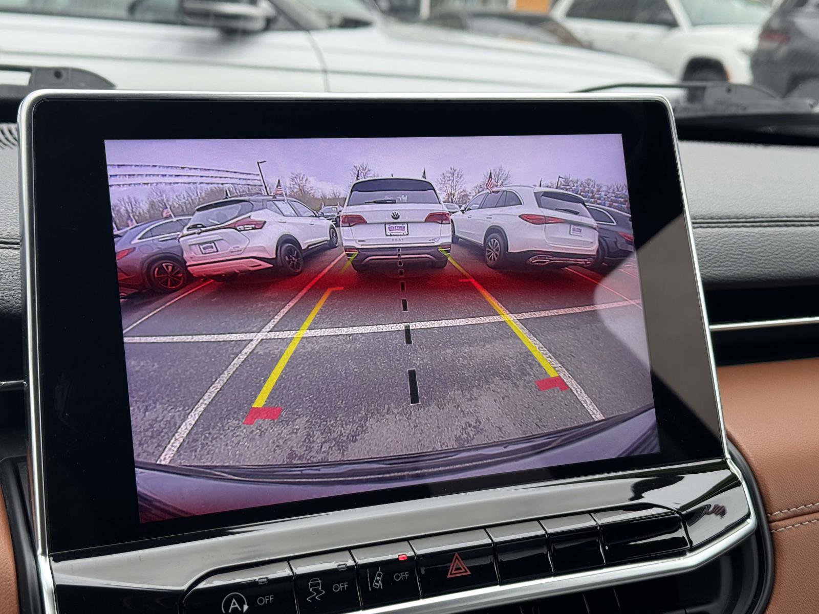 Used 2022 Jeep Compass Limited image 15