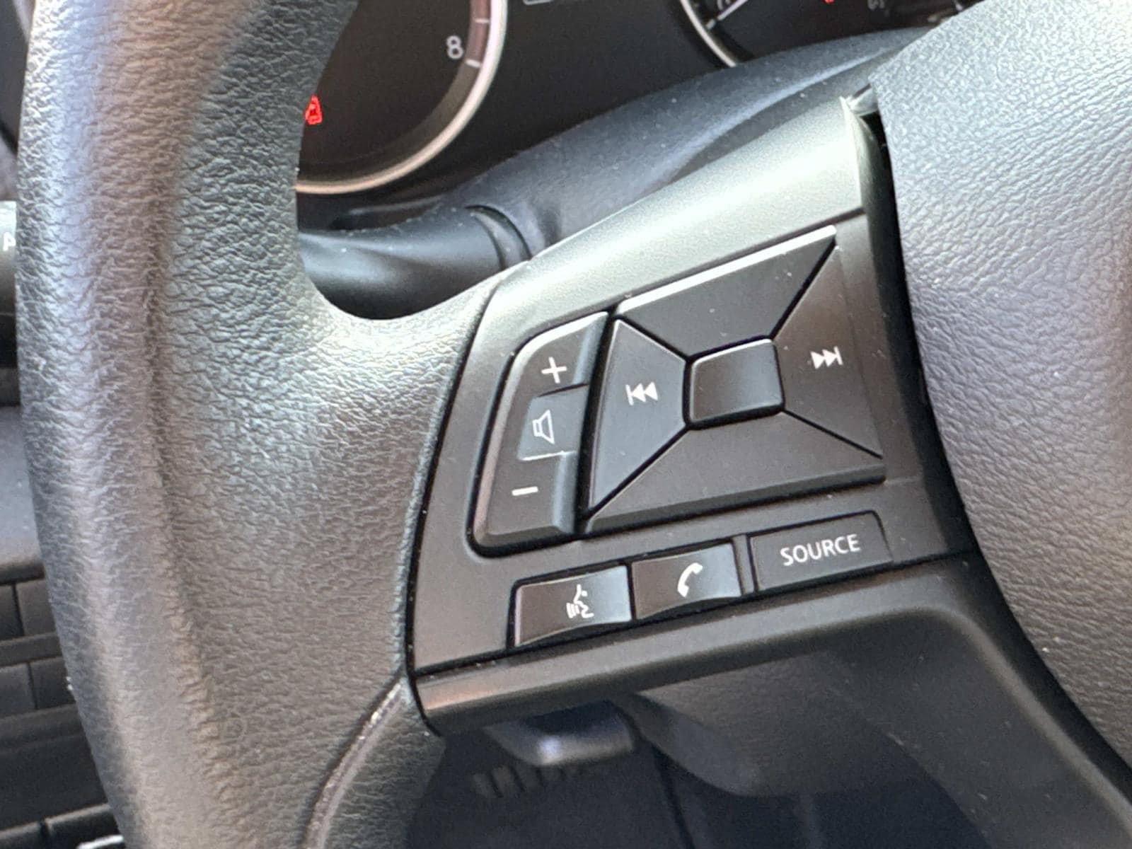 Used 2025 Nissan Kicks Play S FWD image 30