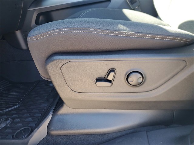 New 2026 RAM 1500 4x4 Crew Cab image 17