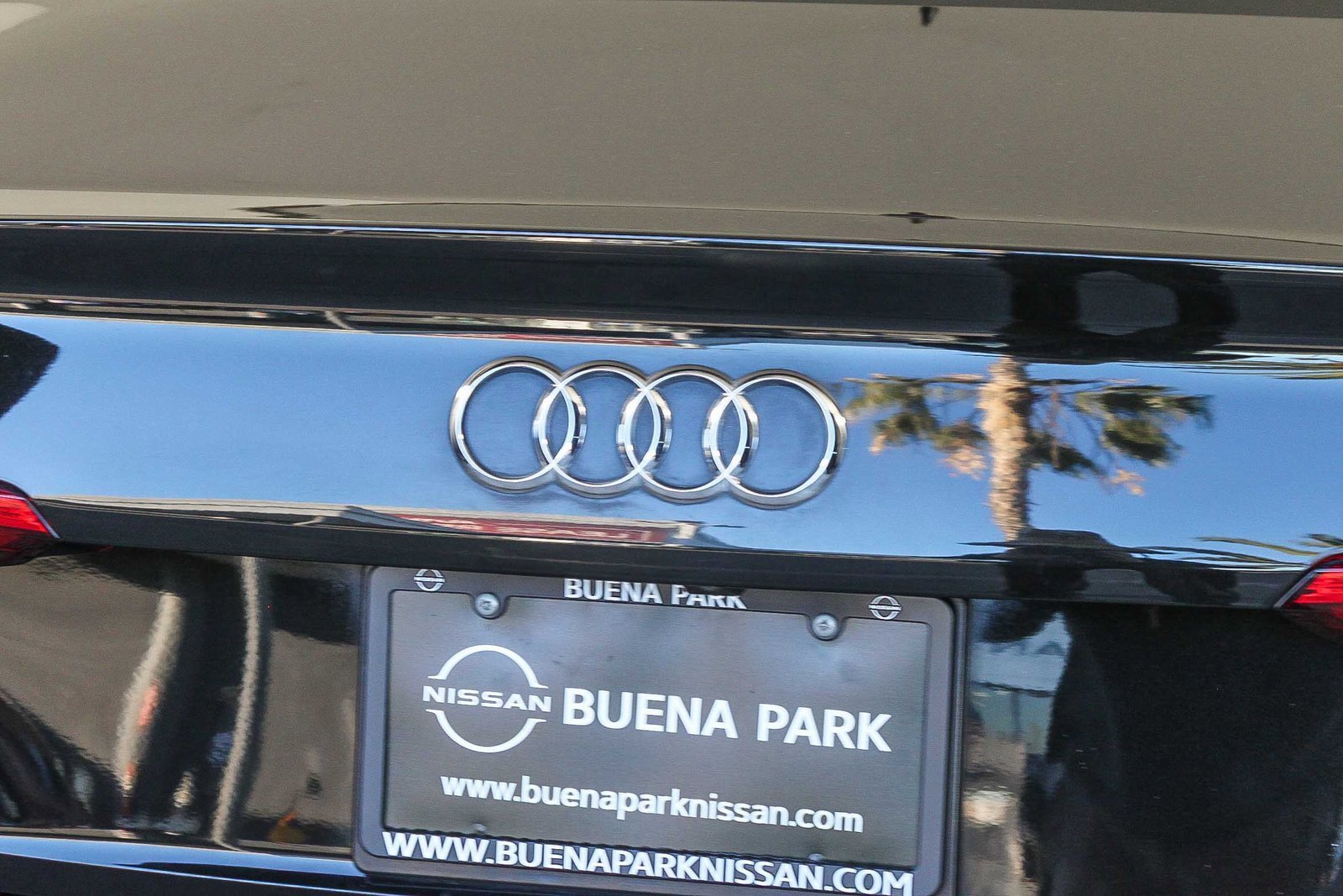 Used 2017 Audi A4 2.0T Ultra Premium w/ Convenience Package image 10