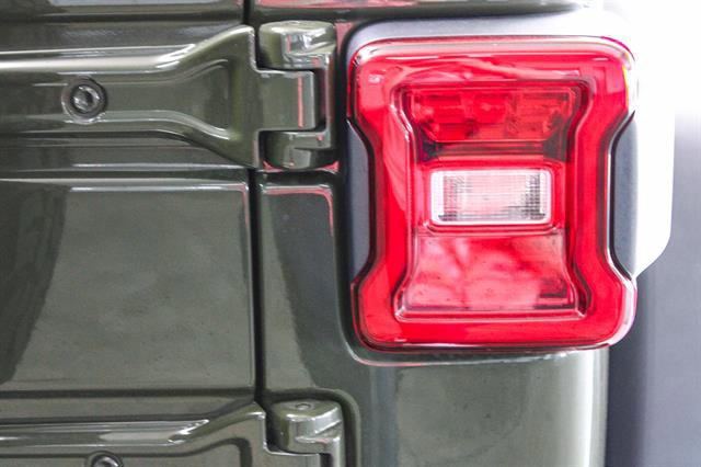 New 2023 Jeep Wrangler Unlimited Rubicon 4xe image 7