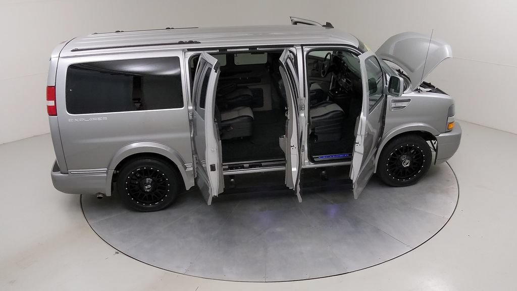 Used 2020 Chevrolet Express 2500 w/ Enhanced Convenience Package RWD image 51
