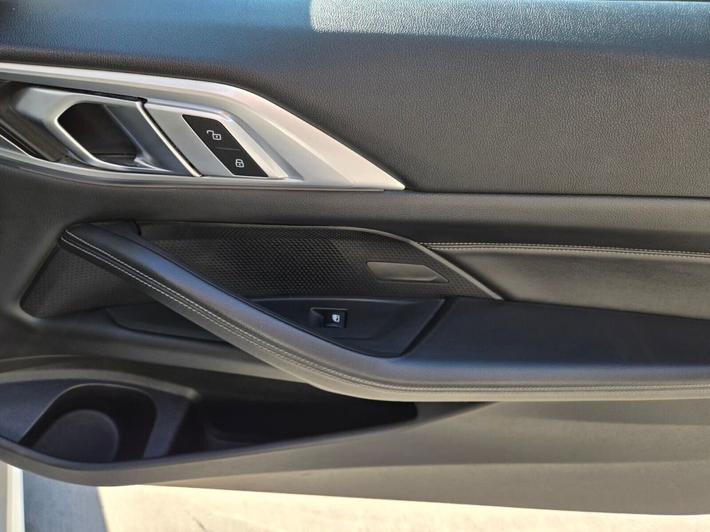 Used 2023 BMW 430i Convertible image 18
