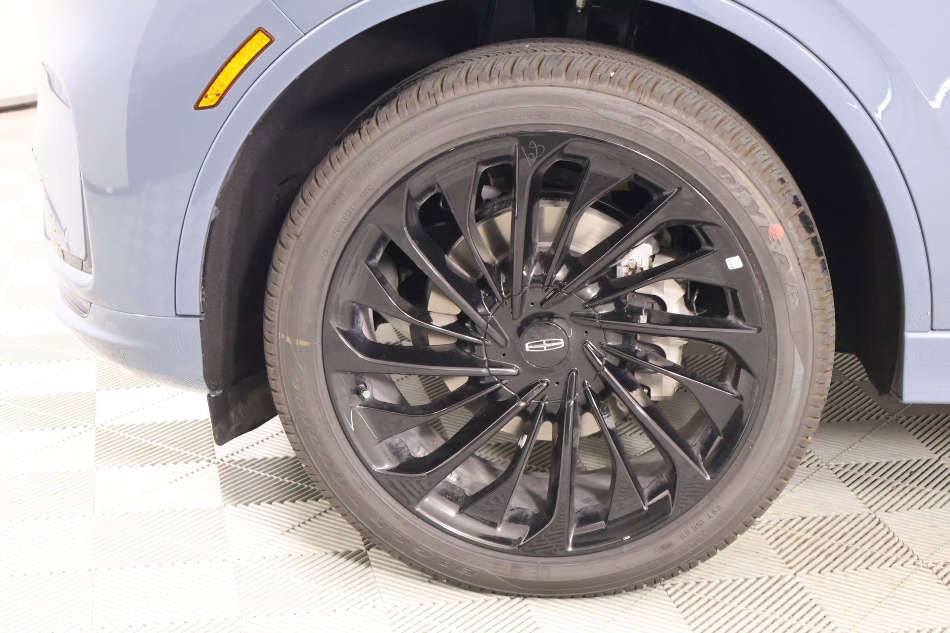 New 2026 Lincoln Aviator Reserve w/ Jet Appearance Package AWD/4WD image 18