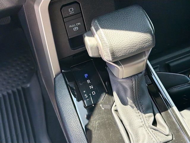 Used 2023 Toyota Tundra SR5 w/ SR5 Premium Package AWD/4WD image 17
