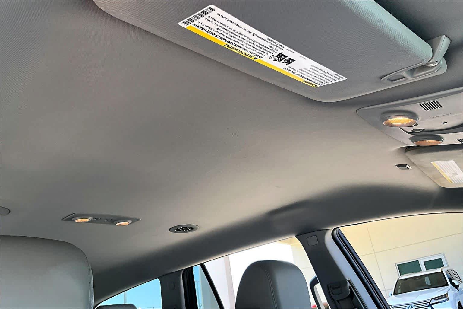 Used 2013 Buick Enclave Premium FWD image 13