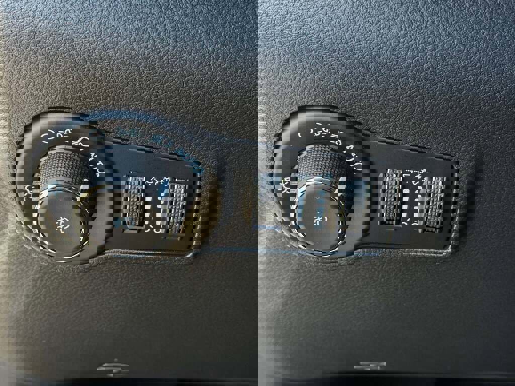 New 2026 Jeep Compass Trailhawk image 28