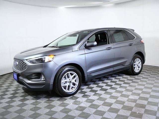 Certified 2024 Ford Edge SEL w/ Convenience Package AWD/4WD image 5