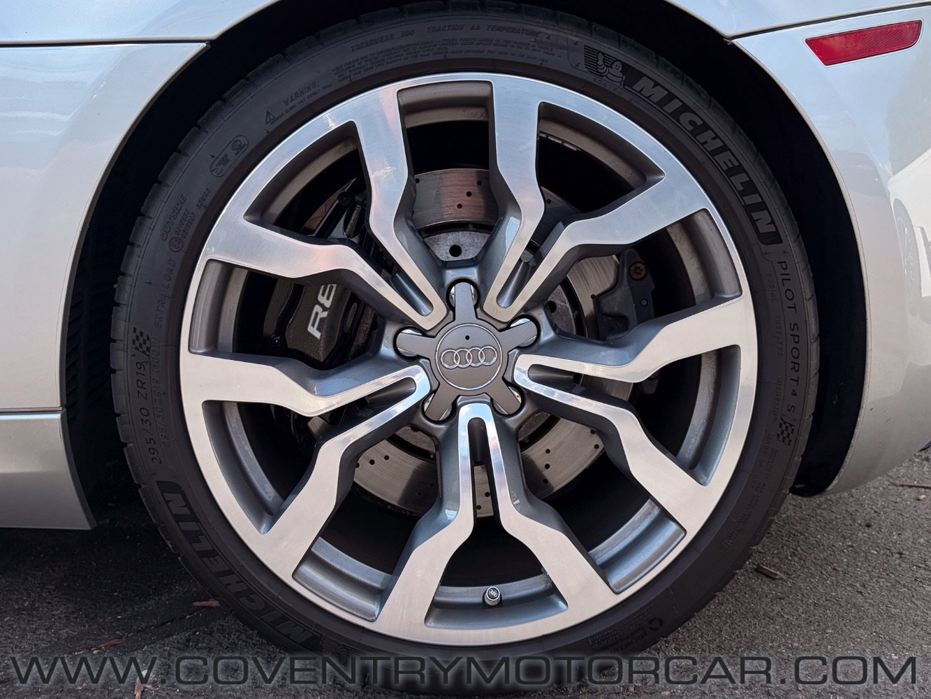 Used 2010 Audi R8 V10 AWD/4WD image 9