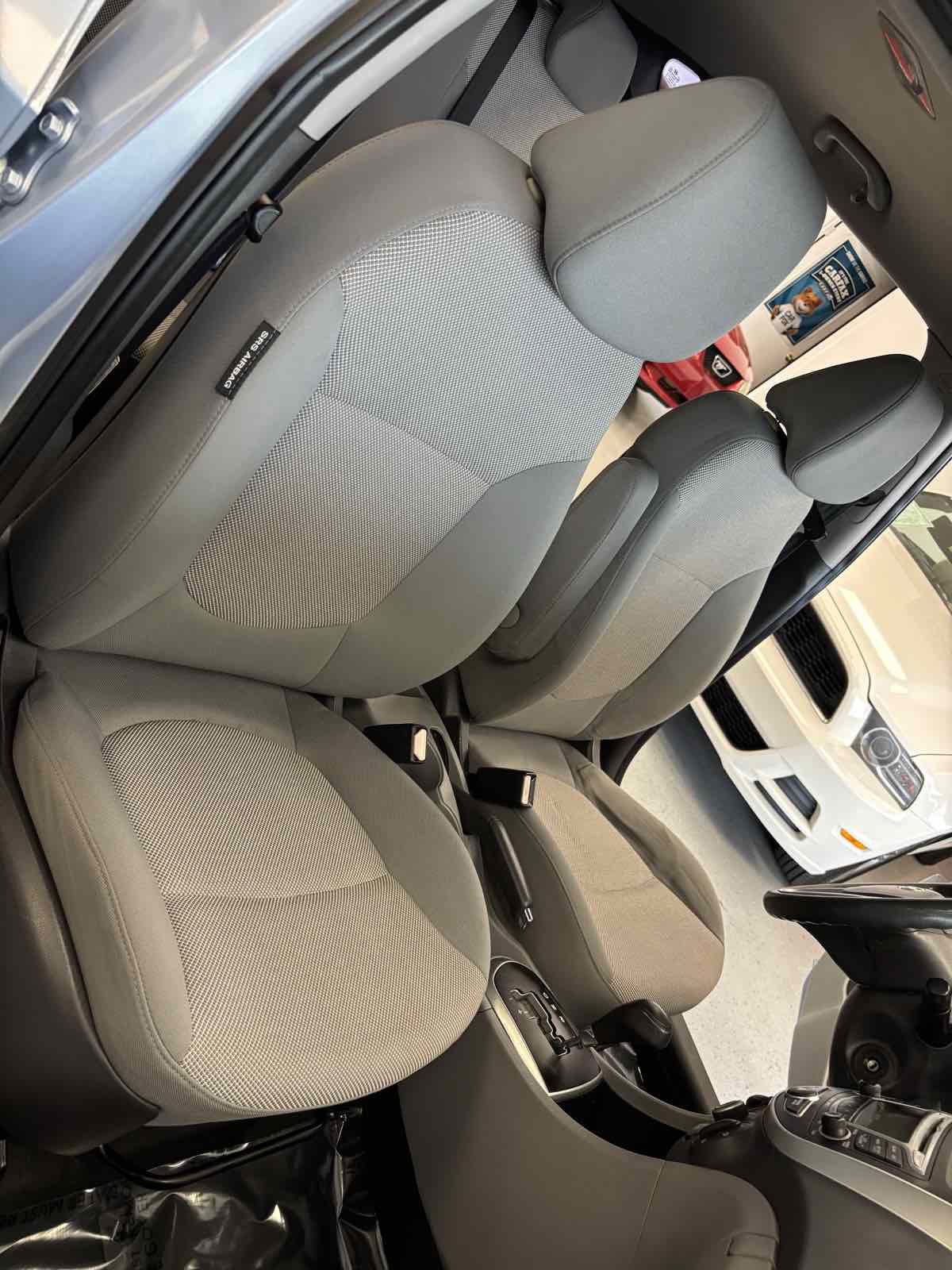 Used 2012 Hyundai Accent GS image 21