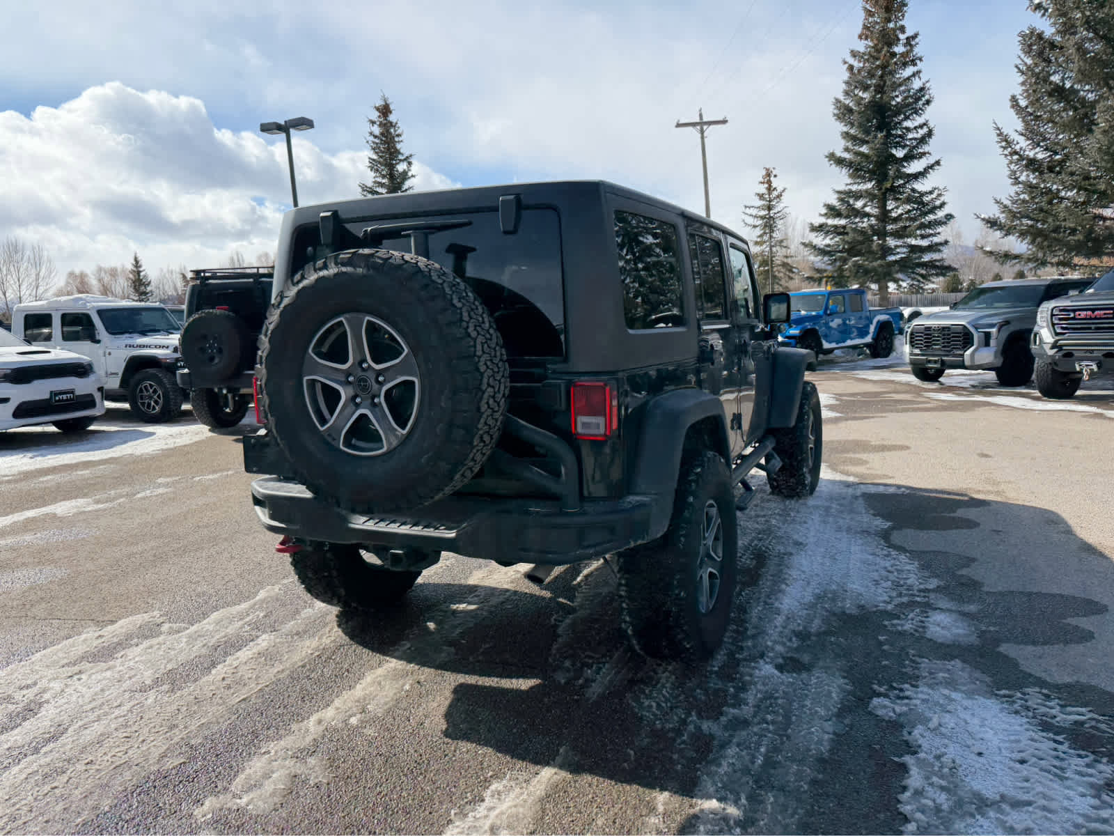 Used 2017 Jeep Wrangler Unlimited Rubicon image 16