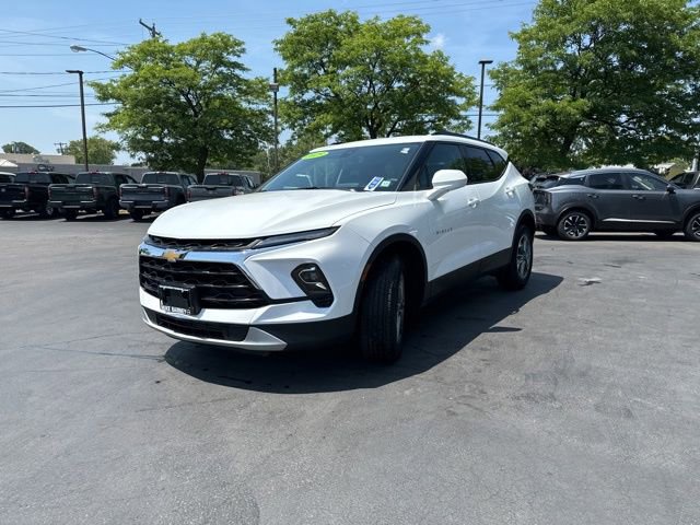 Used 2025 Chevrolet Blazer LT w/ Convenience Package image 5