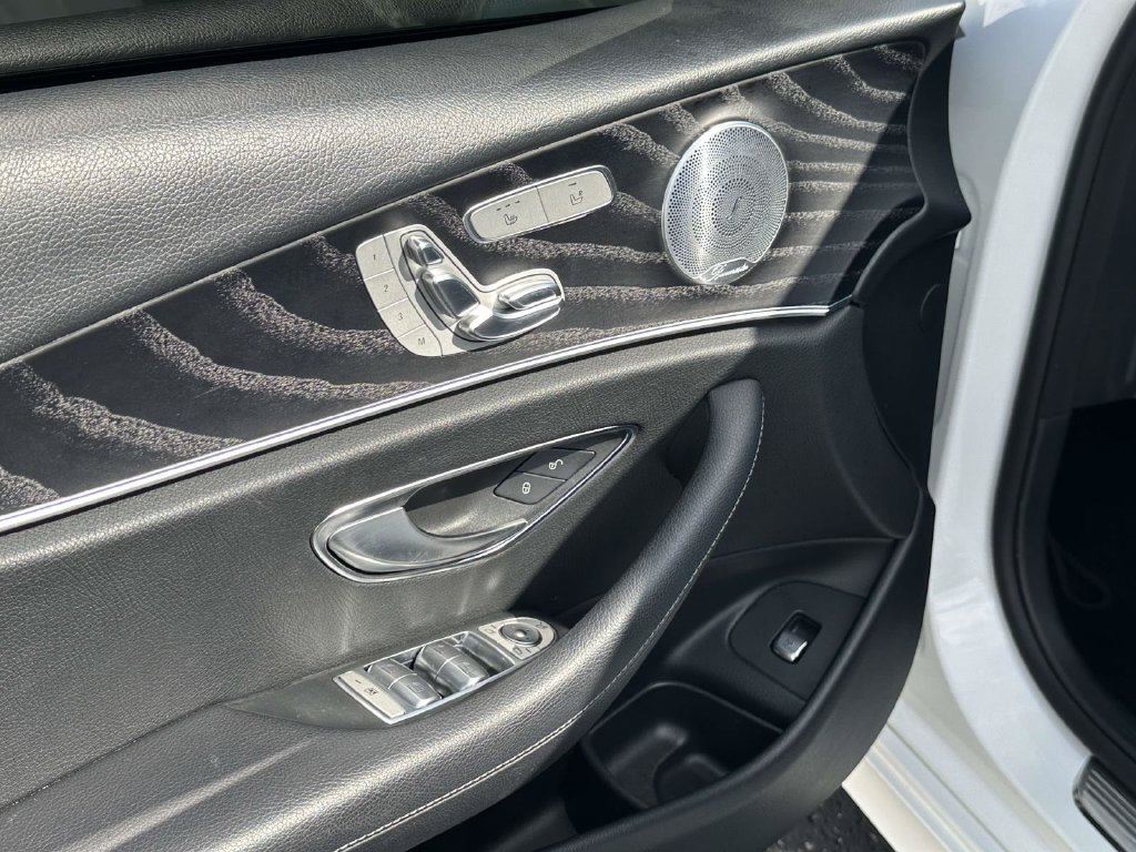 Used 2018 Mercedes-Benz E 300 image 15