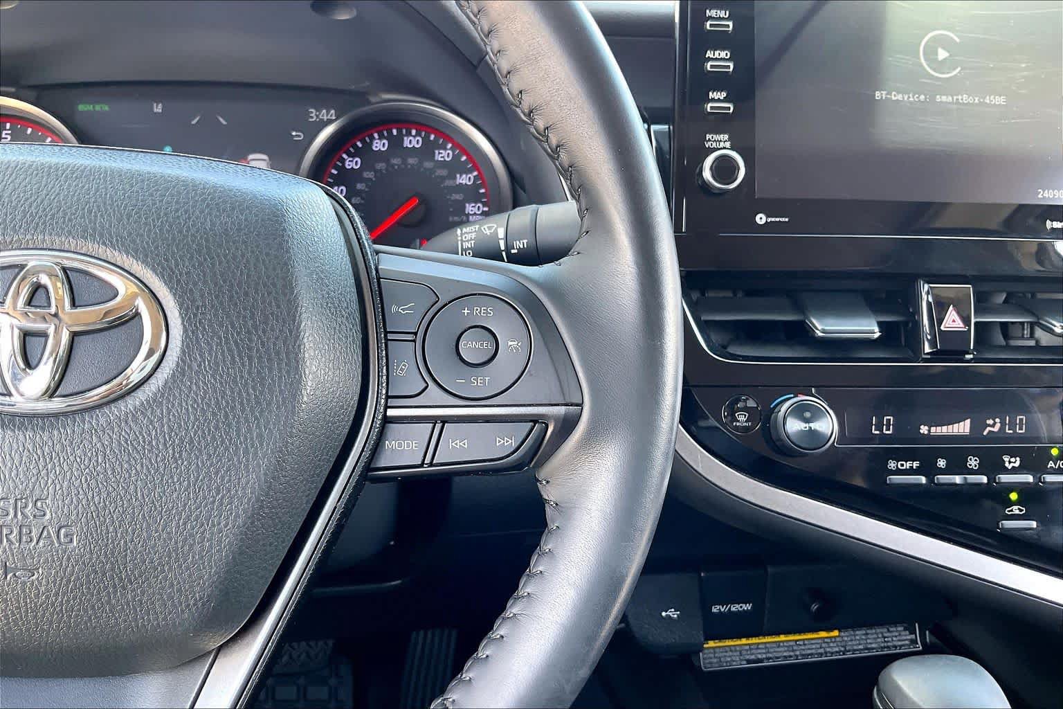 Used 2021 Toyota Camry XSE FWD image 25