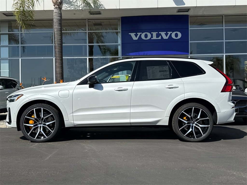 New 2026 Volvo XC60 T8 Polestar w/ Protection Package Premier image 2