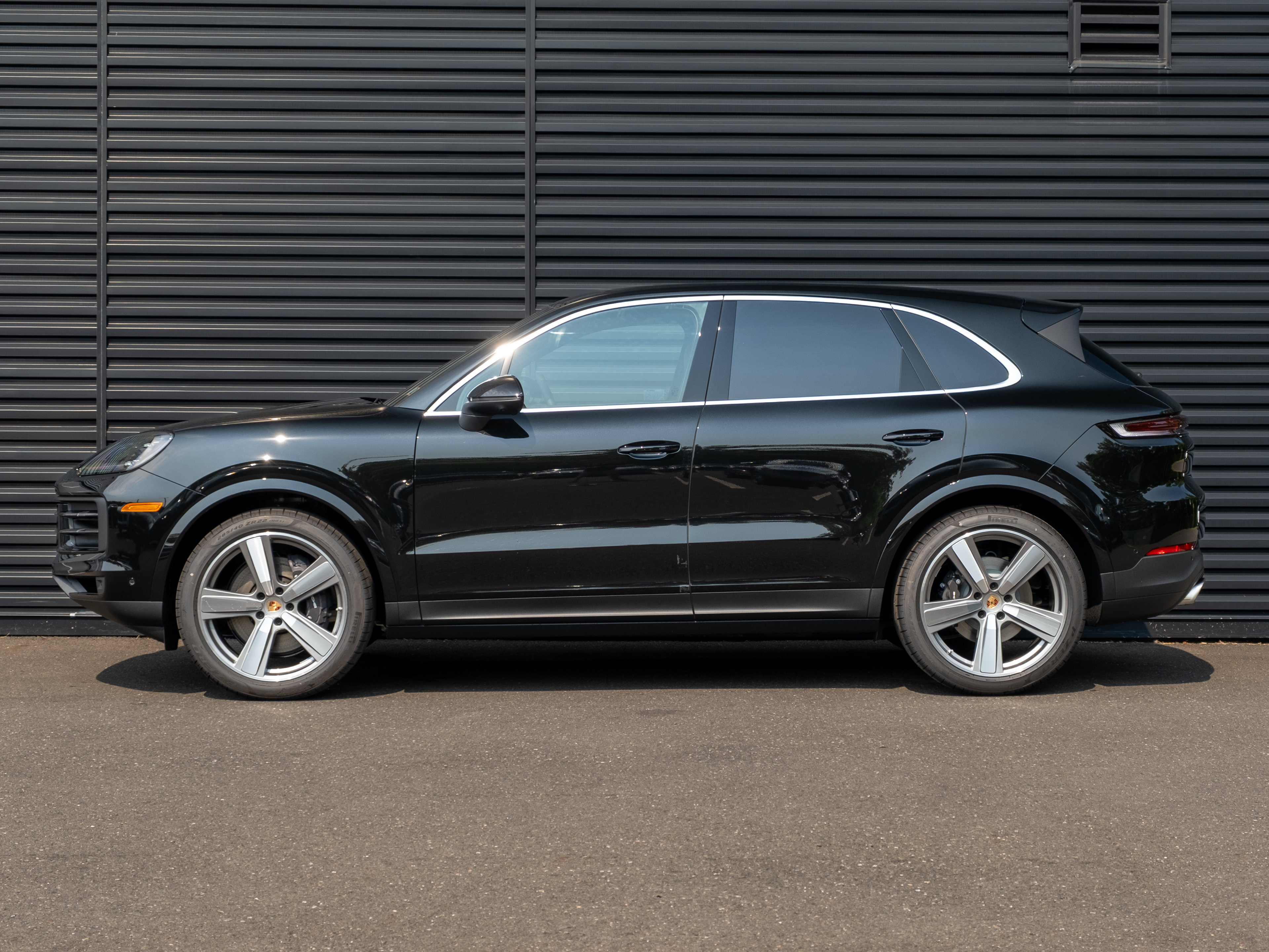 New 2026 Porsche Cayenne AWD/4WD image 2