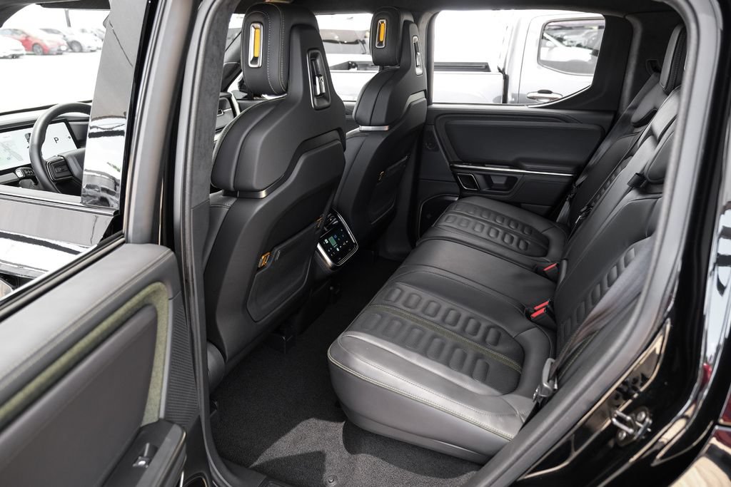 Used 2023 Rivian R1T Adventure AWD/4WD image 41