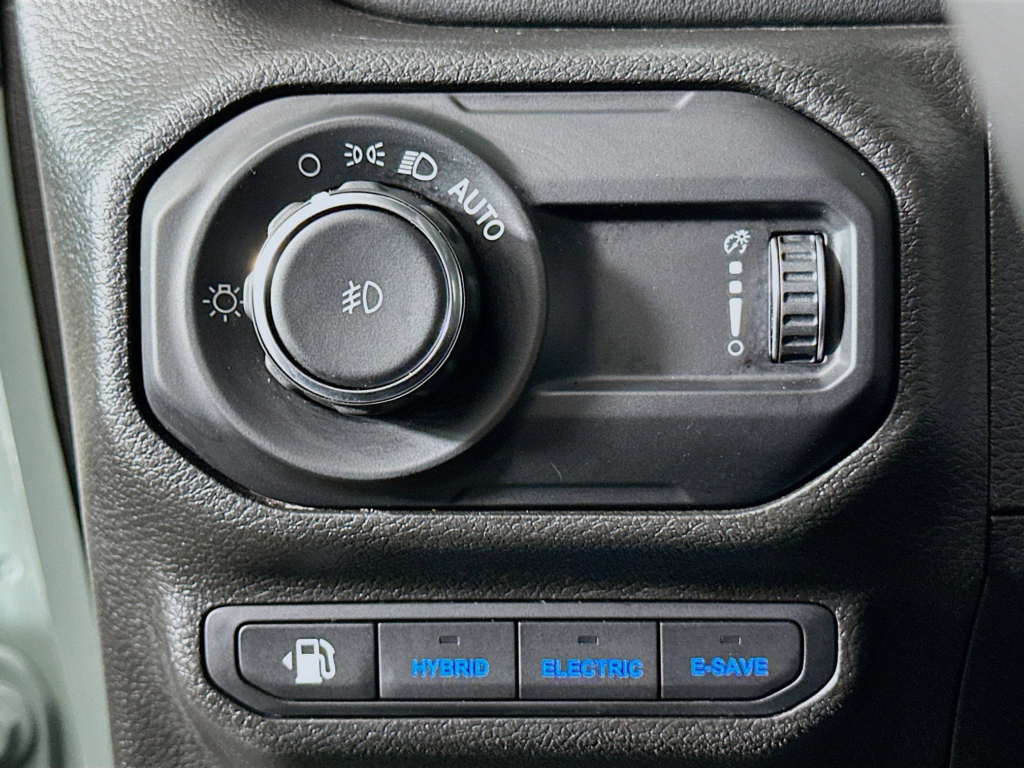 Used 2023 Jeep Wrangler Unlimited Rubicon 4xe w/ Cold Weather Group image 16