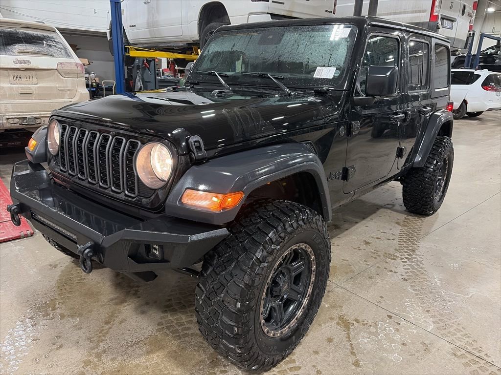 Used 2024 Jeep Wrangler Sport S image 3