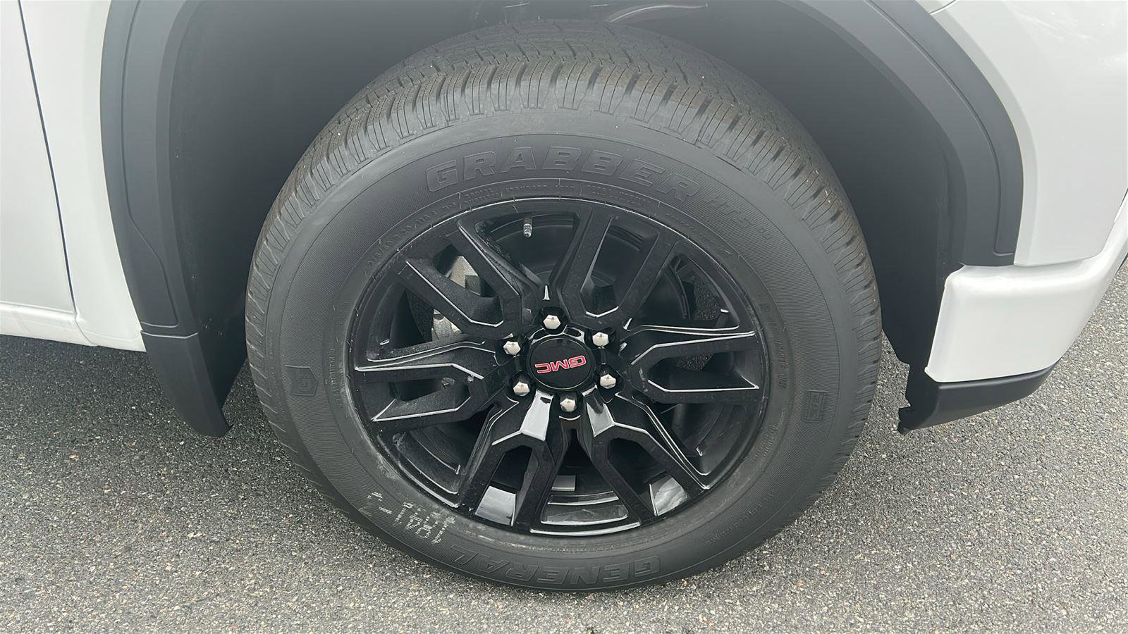 New 2025 GMC Sierra 1500 Elevation w/ Preferred Package image 12
