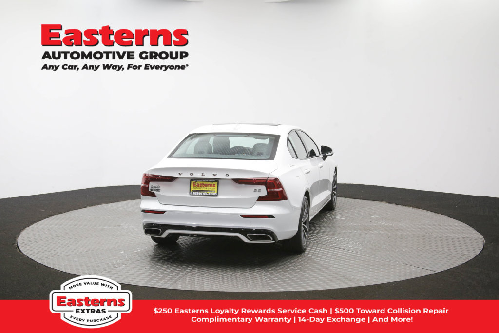 Used 2022 Volvo S60 B5 Inscription FWD image 40