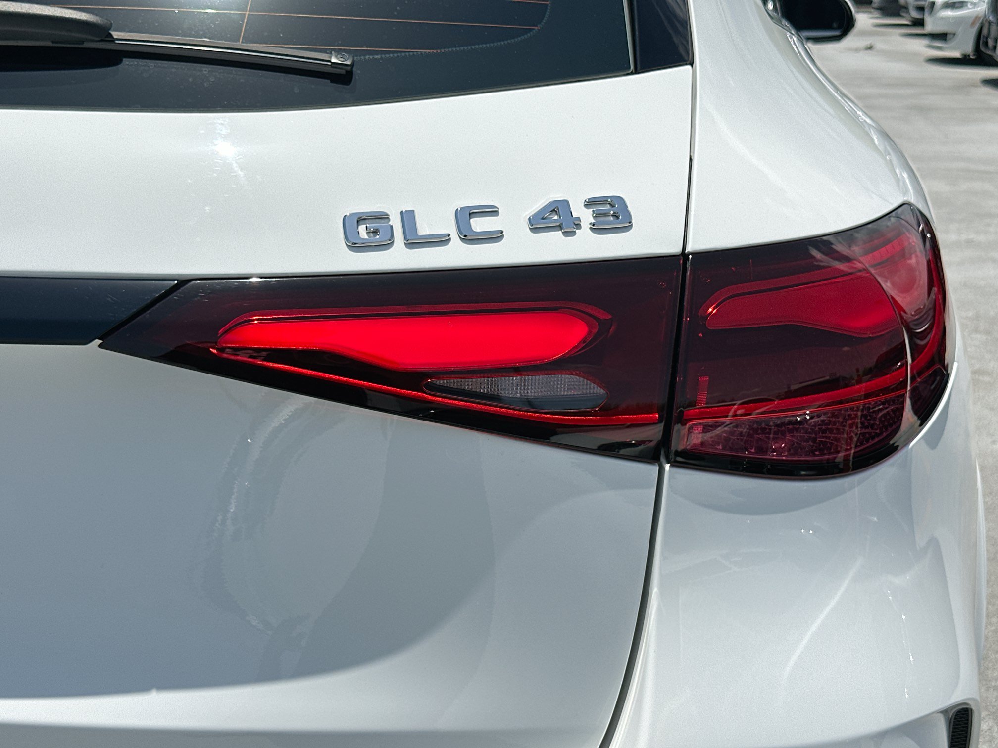 Used 2024 Mercedes-Benz GLC 43 AMG 4MATIC image 32