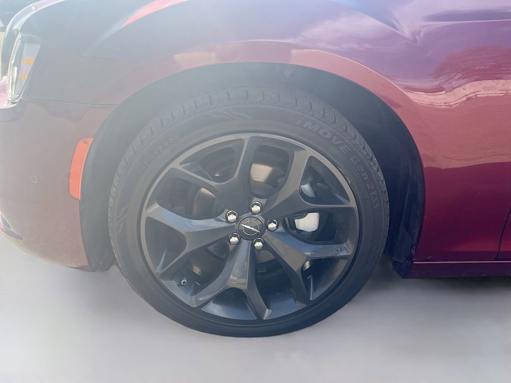 Used 2022 Chrysler 300 S image 31