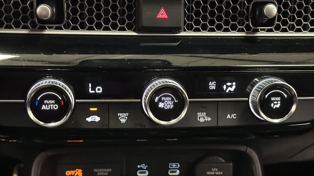 Used 2025 Honda Civic Sport image 30
