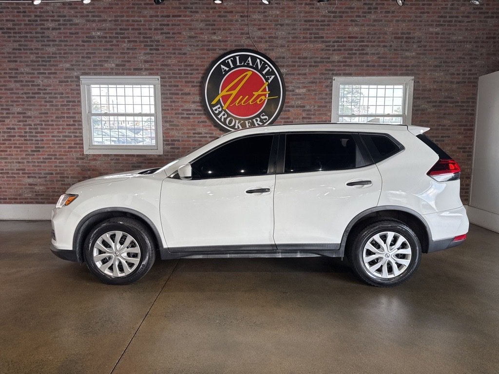 Used 2018 Nissan Rogue S image 14