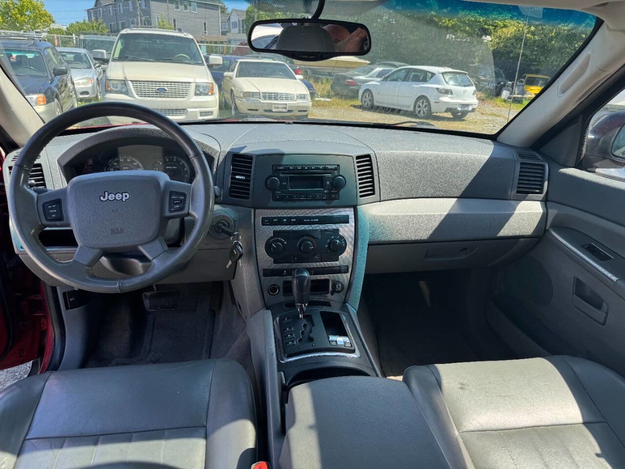 Used 2005 Jeep Grand Cherokee Laredo image 18