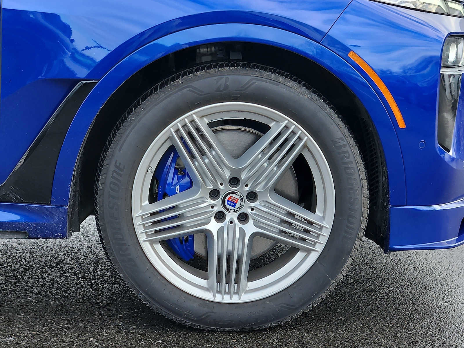 Certified 2023 BMW ALPINA XB7 image 8