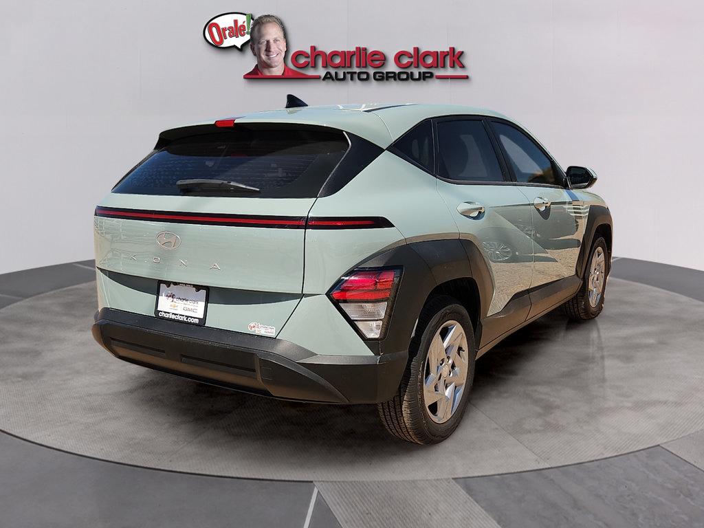 Used 2024 Hyundai Kona SE FWD image 5