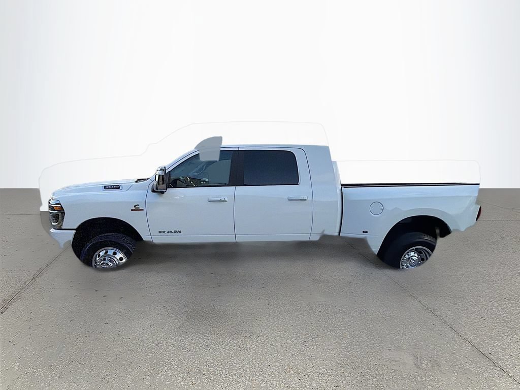 New 2026 RAM 3500 Laramie AWD/4WD image 7