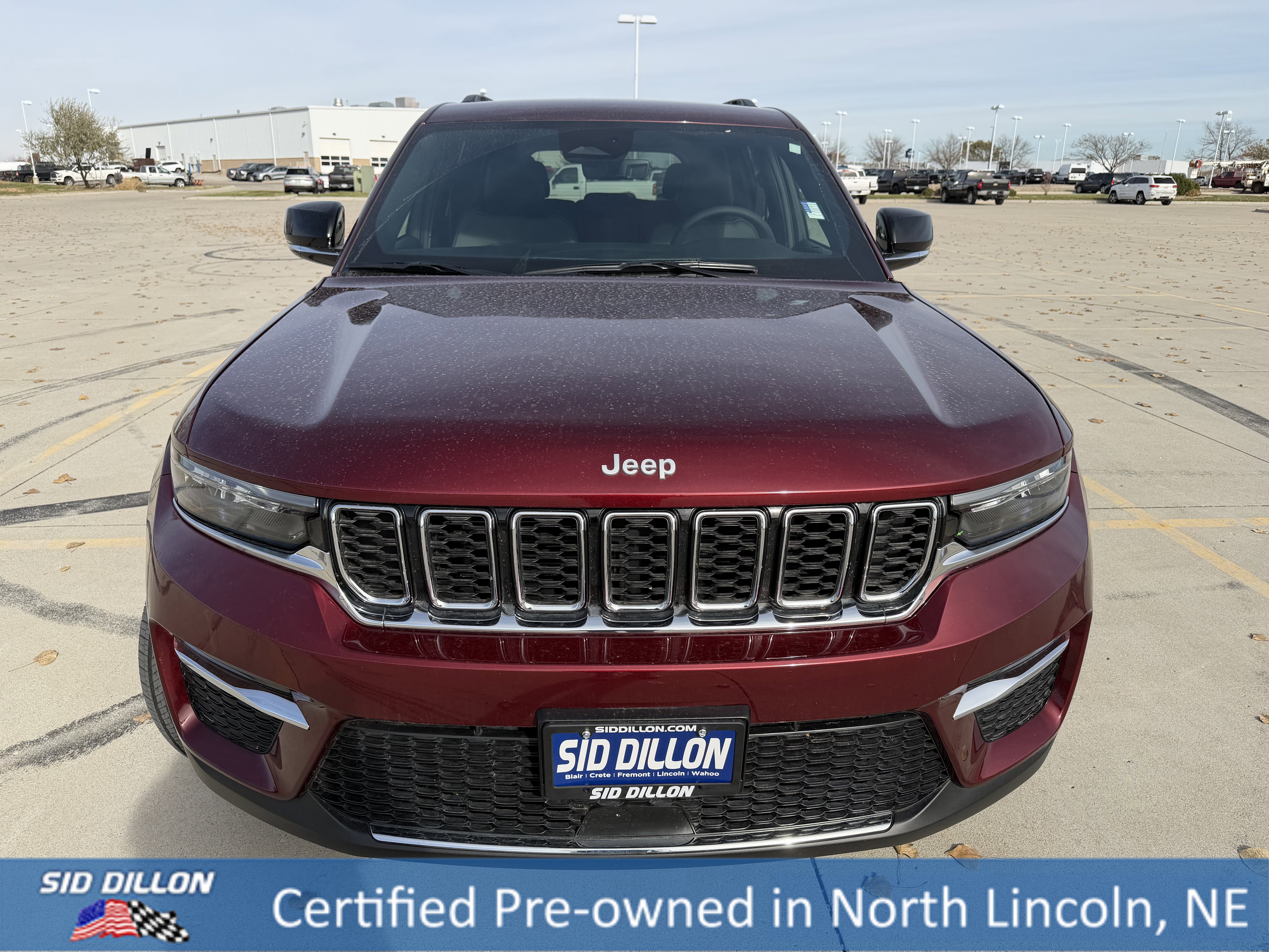 Used 2025 Jeep Grand Cherokee Limited image 4