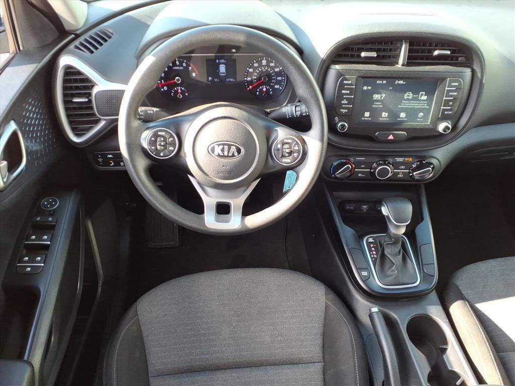 Used 2021 Kia Soul S image 10