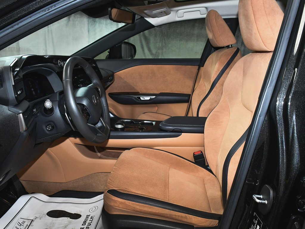Used 2023 Lexus RZ 450e Premium image 50